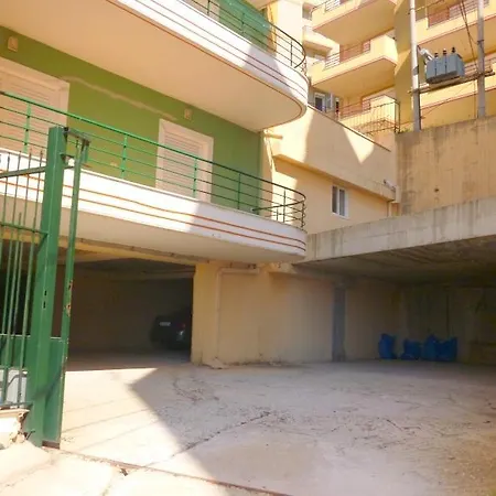 Aleksander Apartment